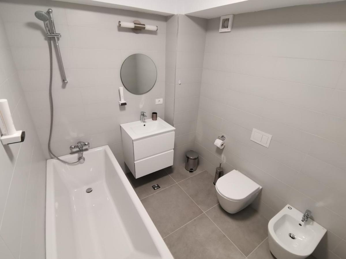 City Center Accomodation - 101 Resita Eksteriør bilde